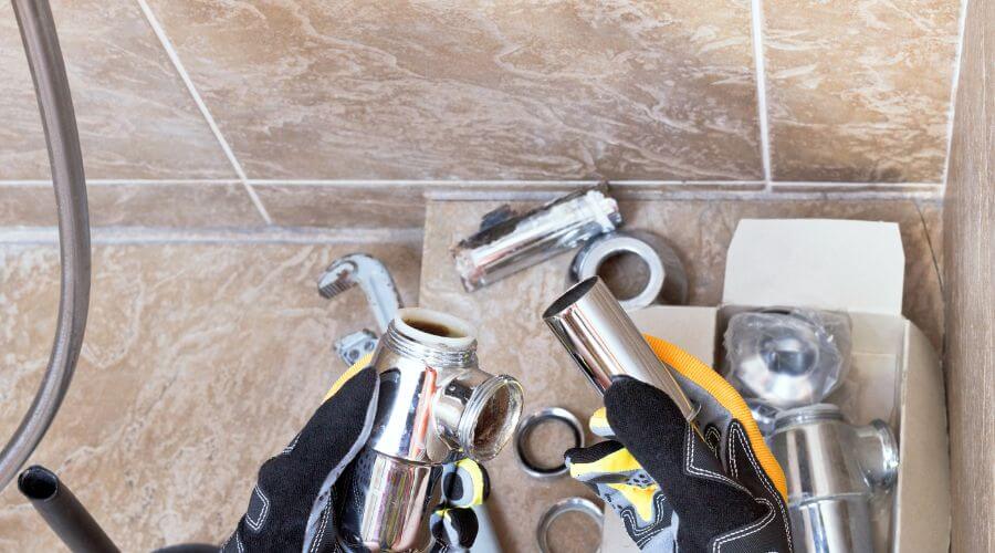 Professional gutter cleaning in Elmhurst, NY